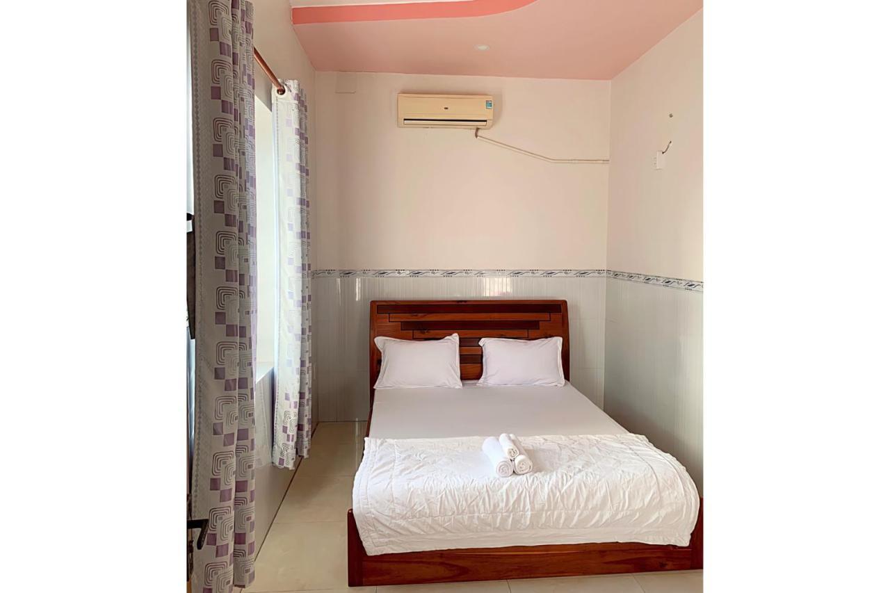 Ngoc May Guesthouse Чау-Док Экстерьер фото