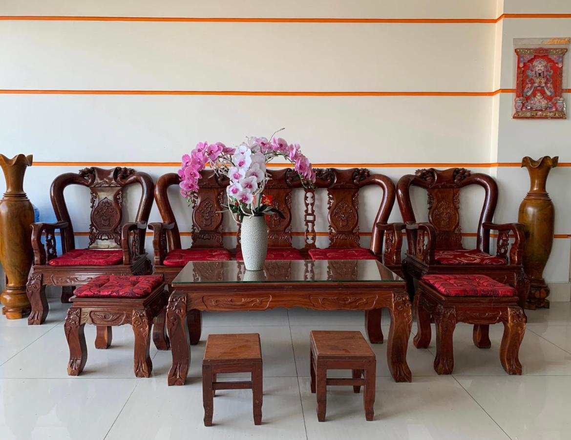 Ngoc May Guesthouse Чау-Док Экстерьер фото