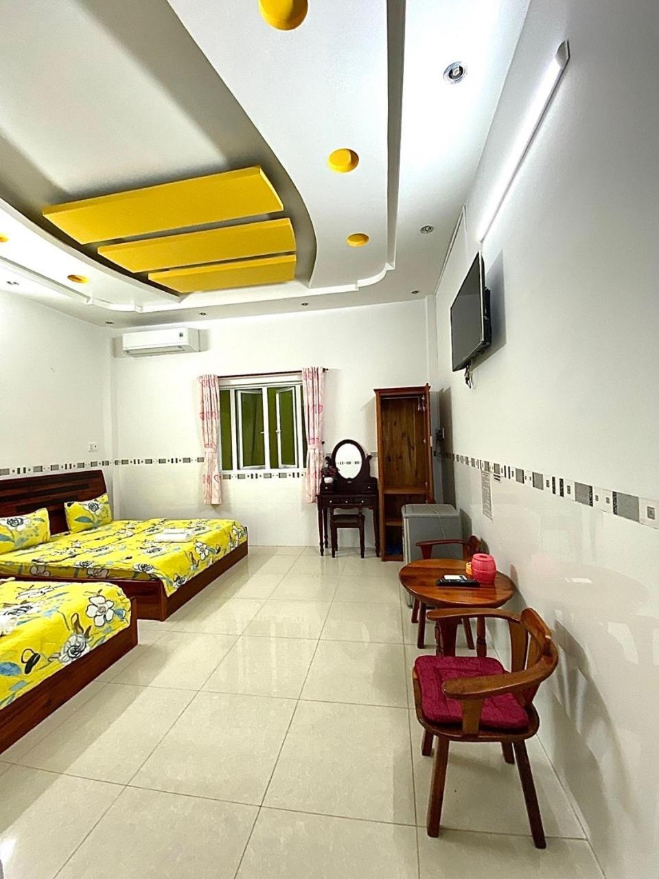 Ngoc May Guesthouse Чау-Док Экстерьер фото