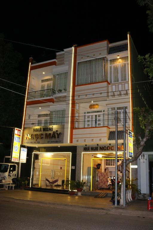 Ngoc May Guesthouse Чау-Док Экстерьер фото