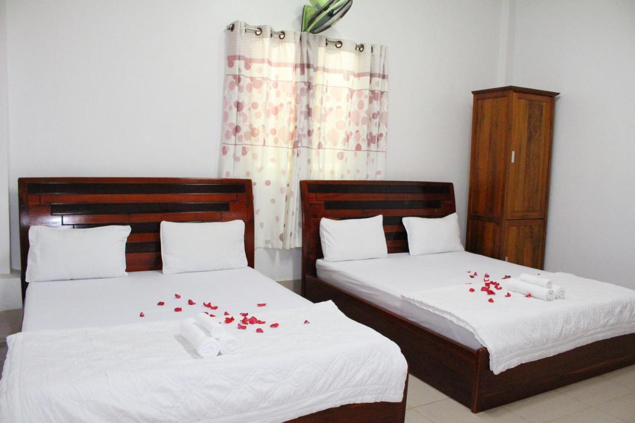 Ngoc May Guesthouse Чау-Док Экстерьер фото